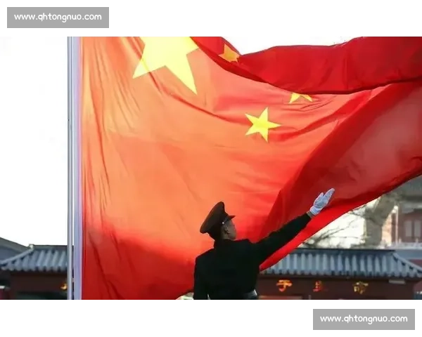 激情永不落幕,冠军巡游将胜利的旗帜插遍大地! 激情永不落幕,冠军巡游将胜利的旗帜插遍大地!